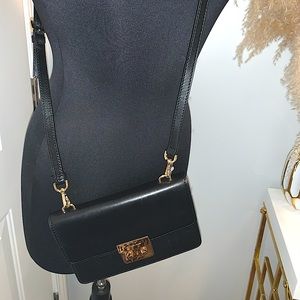 Michael Kors leather wallet shoulder bag